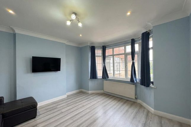 Chestnut Court, Wembley photo 2