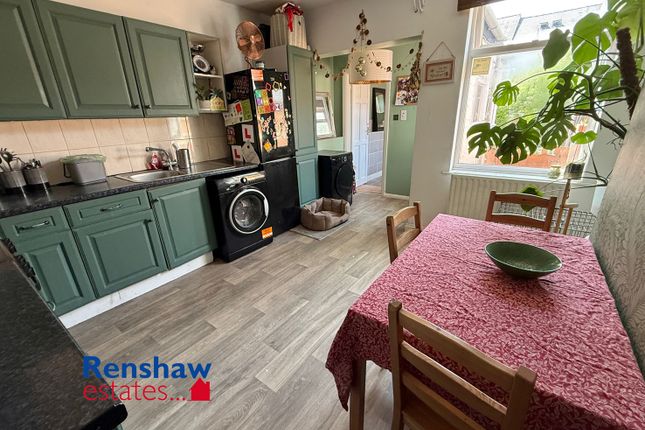 4 Blake Street, Ilkeston photo 2