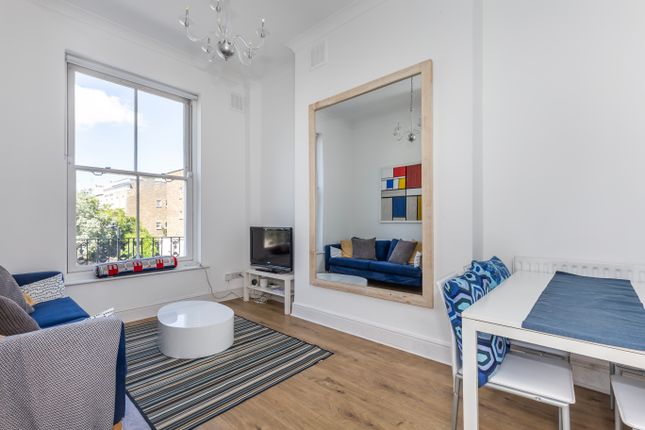 Flat for sale in Marylands Road, London