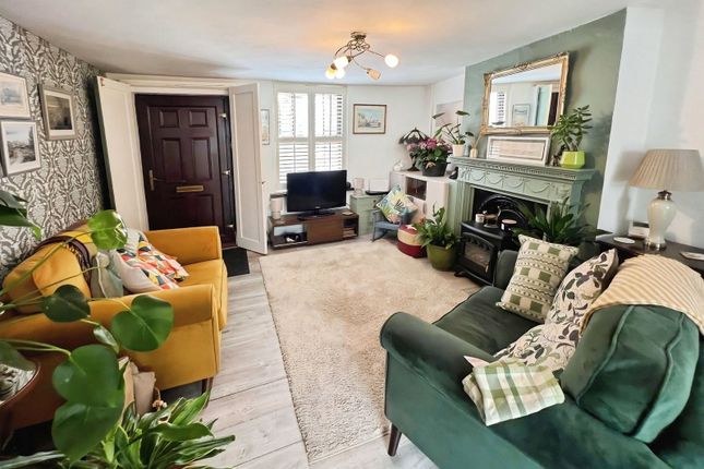 18, Leswell Lane, Kidderminster photo 4