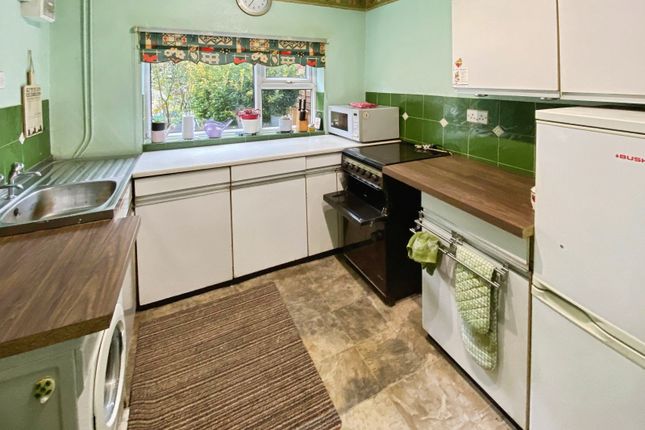 65, Henwood Road, Manchester photo 4