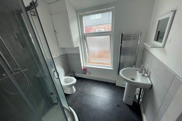 Room to rent in Salisbury Road, Liverpool