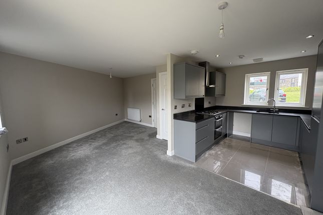 27, Hall Barn Drive, Longridge photo 3