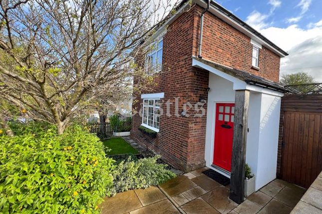 Thumbnail Cottage for sale in Breach Barnes Lane, Waltham Abbey, Essex