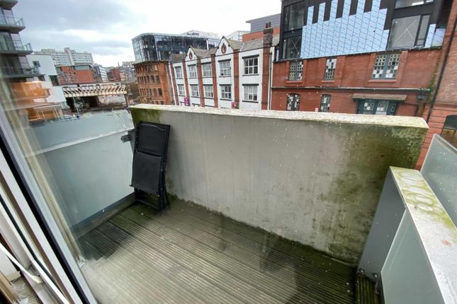 Apt 575, Spectrum, Blackfriars Road photo 5