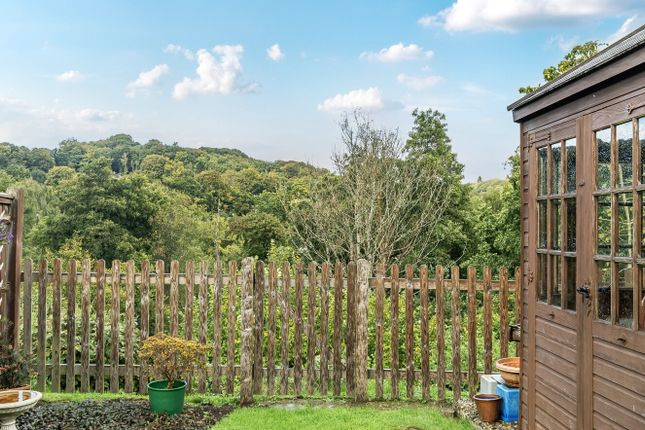 1353242-4-68c81Eb...