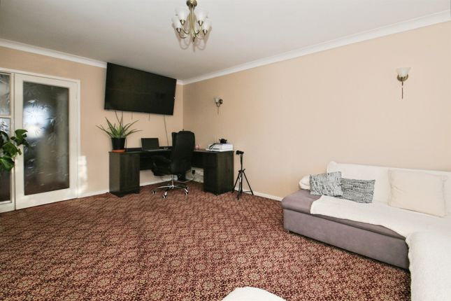 39a, King Street, March photo 3