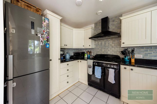 5, Hardie Close, Tetbury photo 4