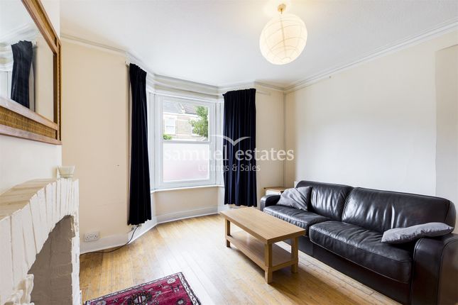 Maisonette to rent in Goodenough Road, Wimbledon