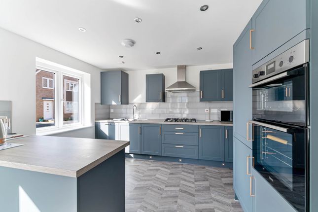 25, Criddle Avenue, Banwell photo 4