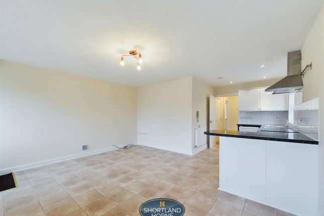 10, Parkland Close, Coventry photo 3