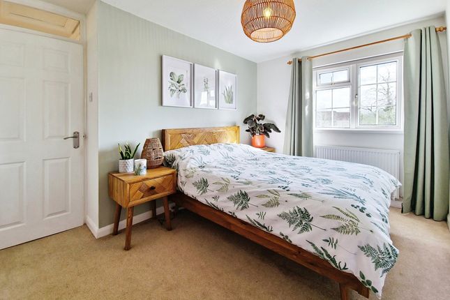 End terrace house for sale in Kestrel Close, Bristol