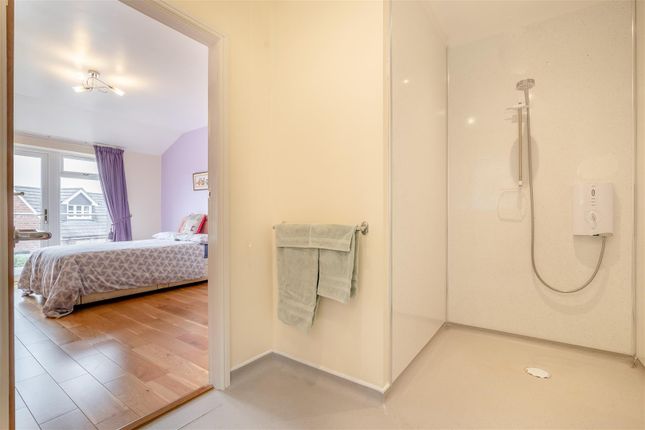 8640488-Interior06.Jpg