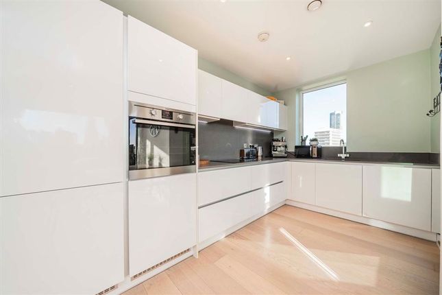 Flat 26, Globe View House, 171, Blackfriars Road, London photo 4