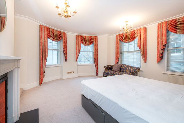 End terrace house to rent in Craven Street, London
