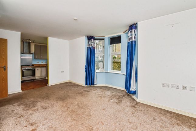Flat 1, 17, Bennett Gardens, Frome photo 4