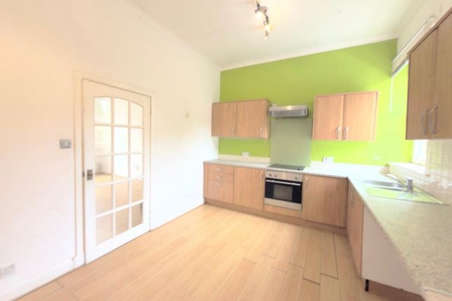 4, Ailsa court , Maddiston  photo 3