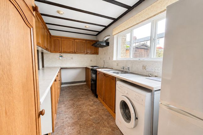 10 Middle Street, Minehead Somerset photo 3