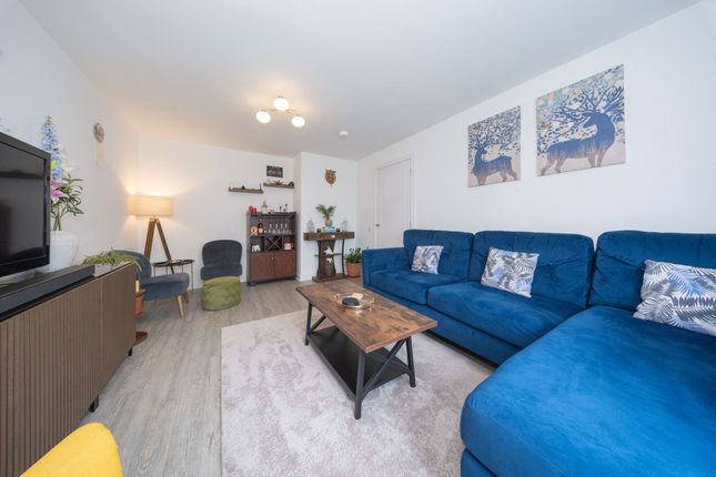 55 Longwall Gardens, Livingston photo 4