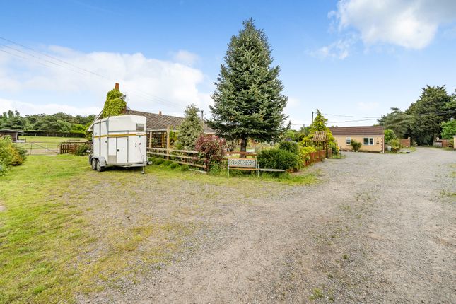 Detached bungalow for sale in New Lane, Girton, Newark