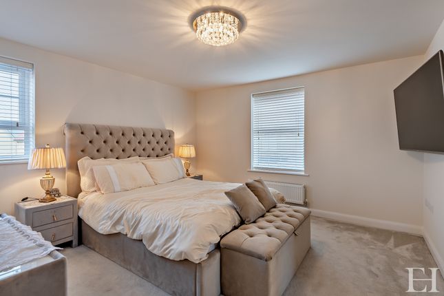 8630549-Interior18Wm-800