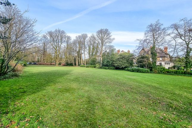 Flat for sale in The Oval, Harrogate