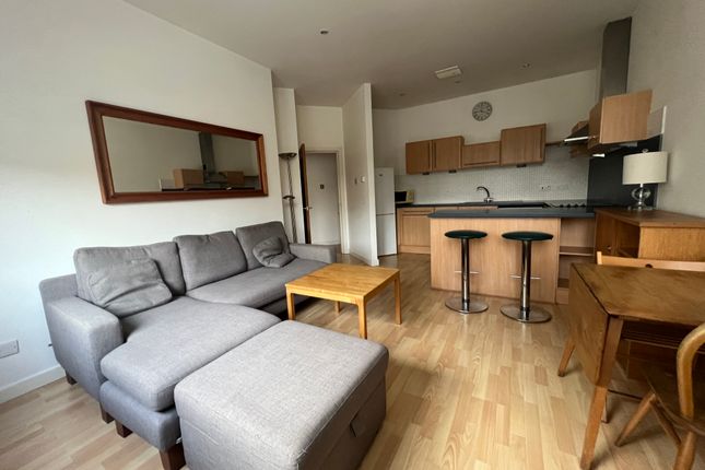 1-bed flat on Harter Street, Manchester, £149,000