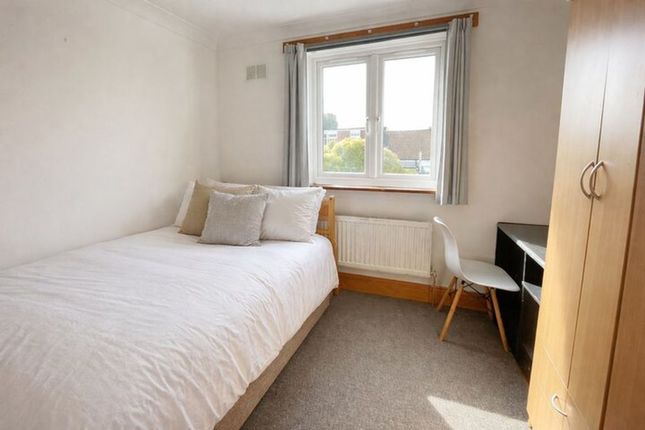 55 Brading Road, Brighton photo 4