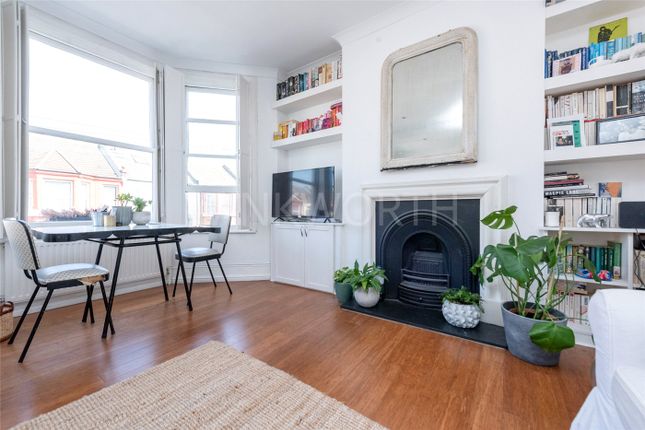 27b, Bathurst Gardens, London photo 4
