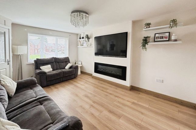 14, Latimer Way, Durham photo 2