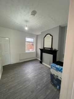 Terraced house for sale in Stoughton Street South, Leicester