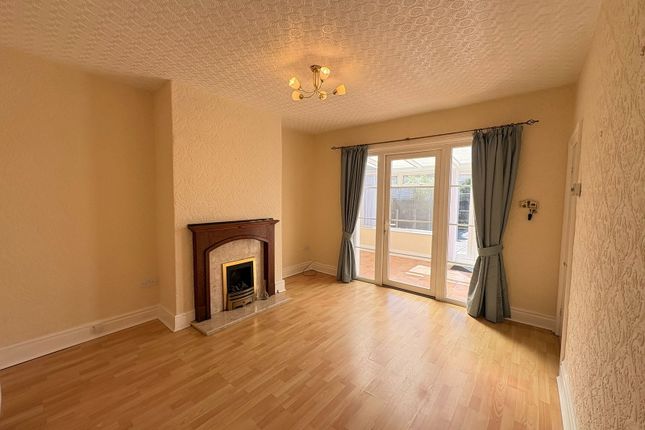 112, Dodds Lane, Maghull photo 2