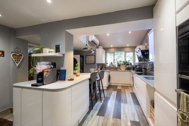 35 Saffron Close, Ely photo 2
