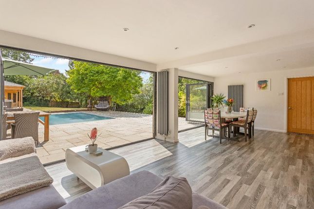 Carinya, Stanley Road, Cheltenham photo 3