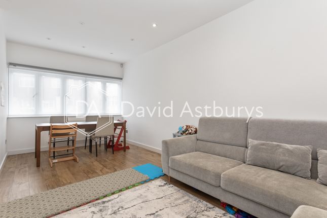Thumbnail Flat to rent in Clifton Gardens, Temple Fortune, London