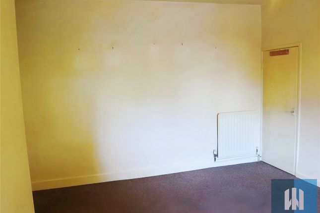 71, Baker Street, Huddersfield photo 3
