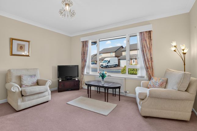 40, Moffat Wynd, Saltcoats photo 2