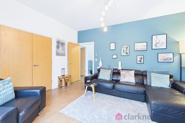12, Sparrowhawk Way, Harlow photo 3