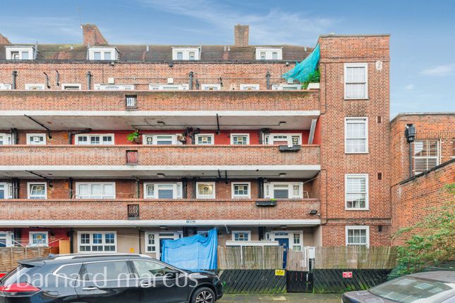 Thumbnail Flat for sale in Union Grove, London
