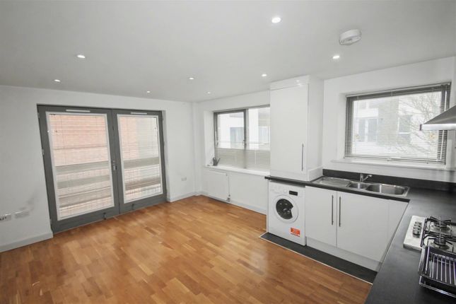 Flat 25, Castle Quay, Castle Lane, Bedford photo 2