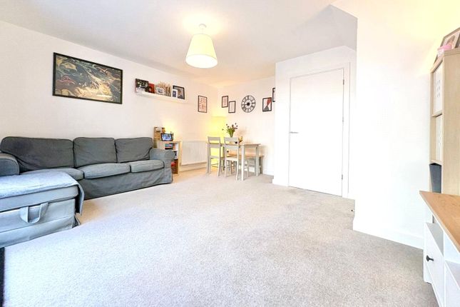 15, Baker Oats Drive, Farnham photo 3