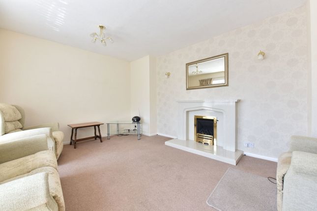 33, Beachcroft Road, Kingswinford photo 4