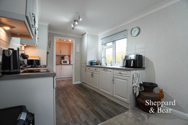 14, Queens Drive, Cardiff photo 2
