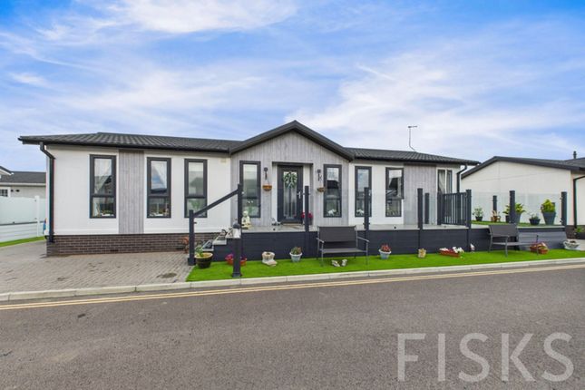 2-bed caravan on 22, Coral Drive, Canvey Island, £240,000