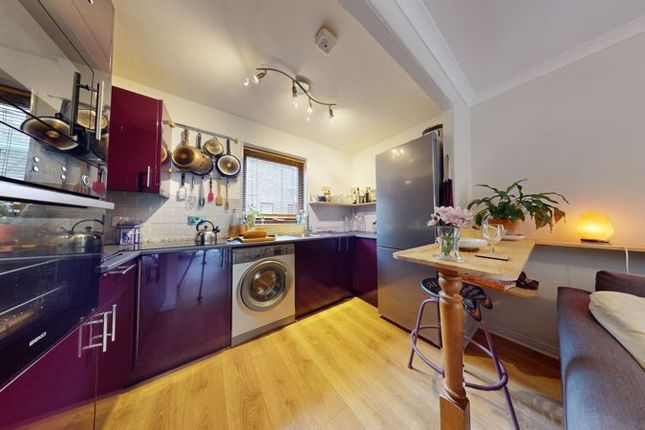 Flat for sale in Broad Garth, Quayside, Newcastle Upon Tyne