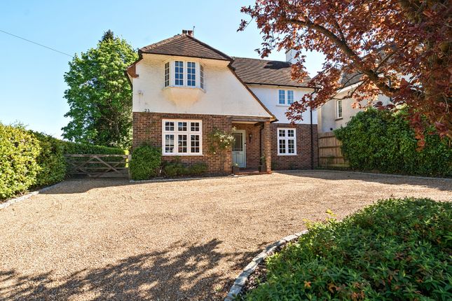 23, Tilford Road, Surrey photo 2