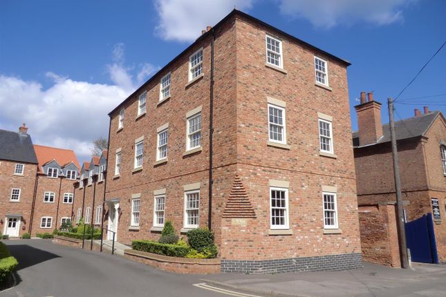 Flat to rent in Abbey Mews, Southwell