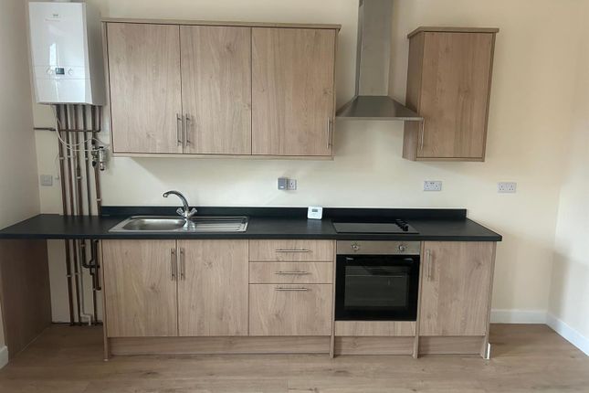 27, Ring Road, Leeds photo 3