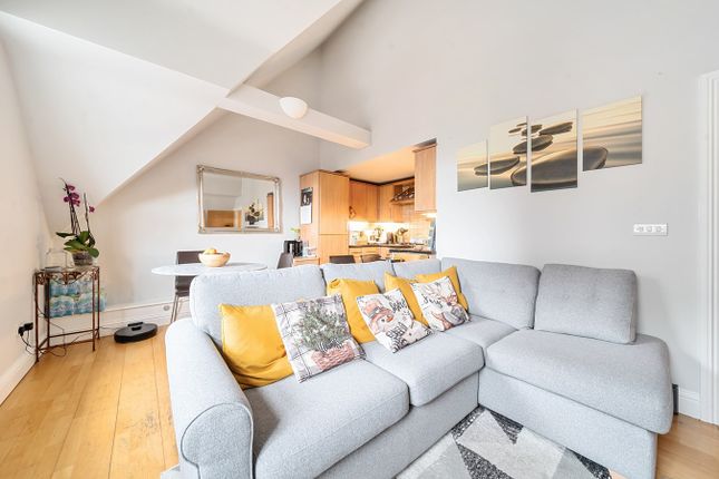 Flat for sale in The Vale, London