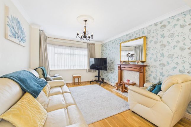 42, Bideford Road, Ruislip photo 2